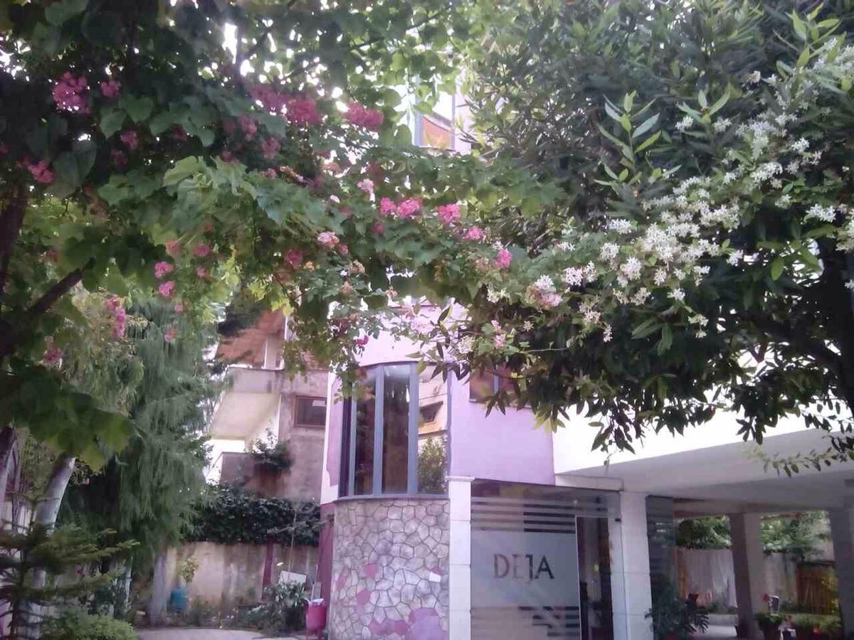 Hotel Deja Τίρανα Εξωτερικό φωτογραφία