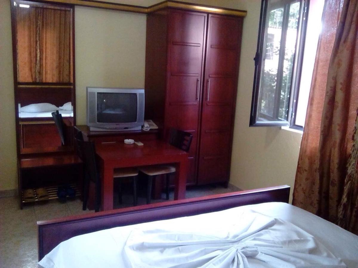 Hotel Deja Τίρανα Εξωτερικό φωτογραφία