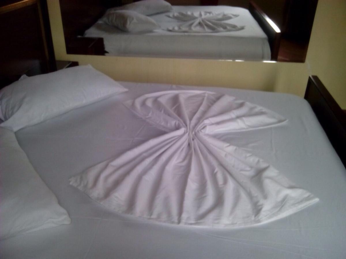 Hotel Deja Τίρανα Εξωτερικό φωτογραφία